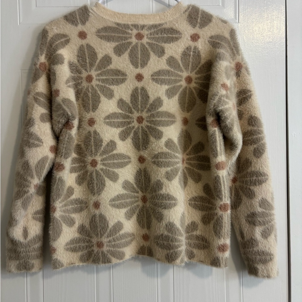 Cyrus Cream and Gray Floral Sweater - Picture 3 of 3